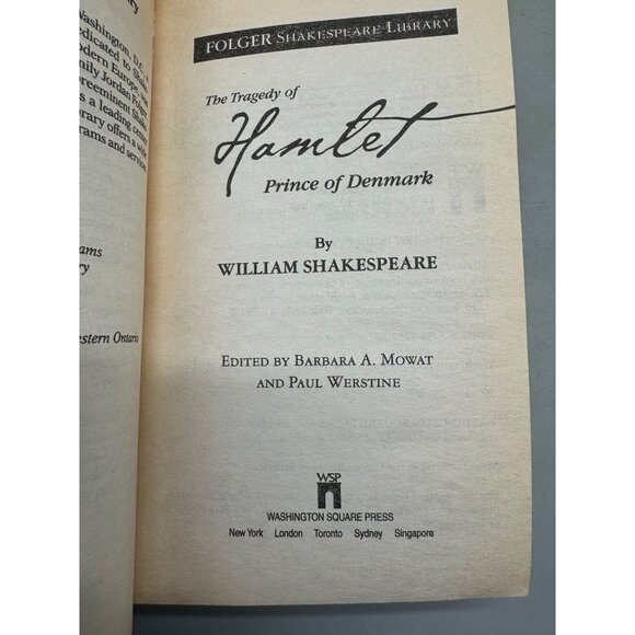 Hamlet Book Paperback 1992 English Washington Square  Read - Picture 3 of 7